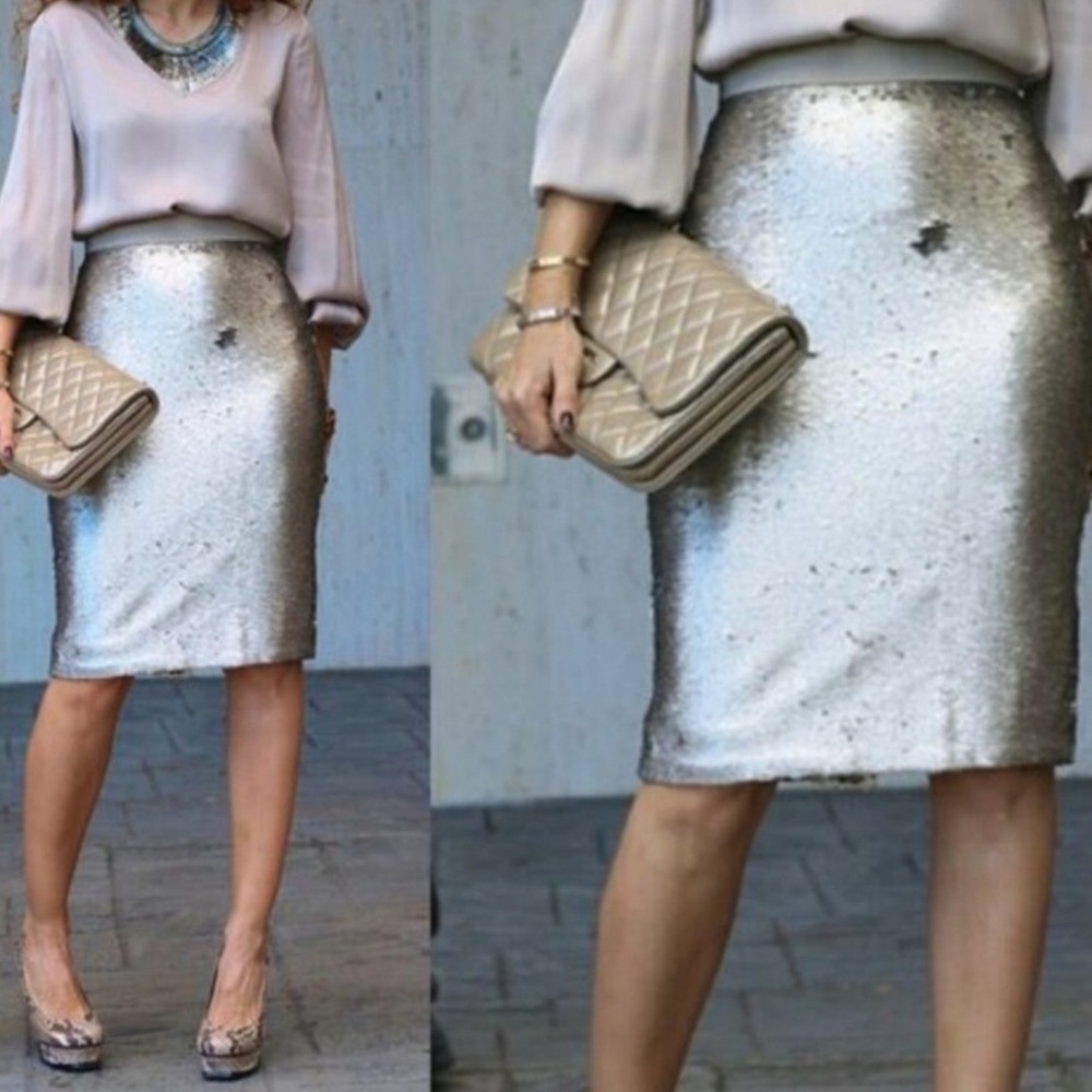 BANANA REPUBLIC festive sequin skirt Size 2